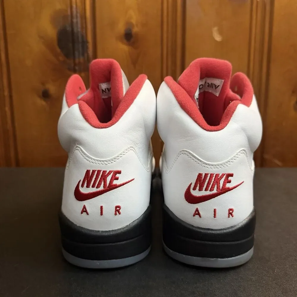 Air Jordan 5 Retro OG Fire Red Silver Tongue DA1911-102 Men’s Size 12 USED